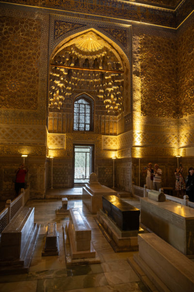 Intérieur du mausolée de Gour Emir à Samarcande