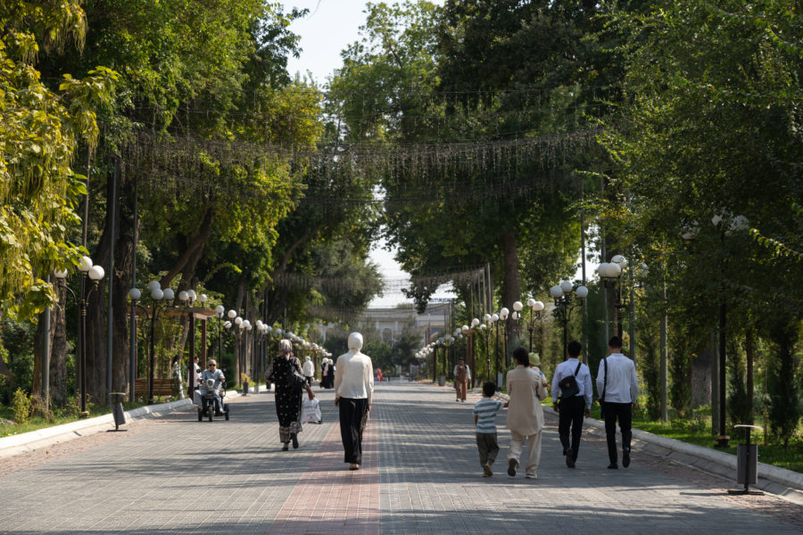 Parc de Kokand près du palais, vallée de Fergana