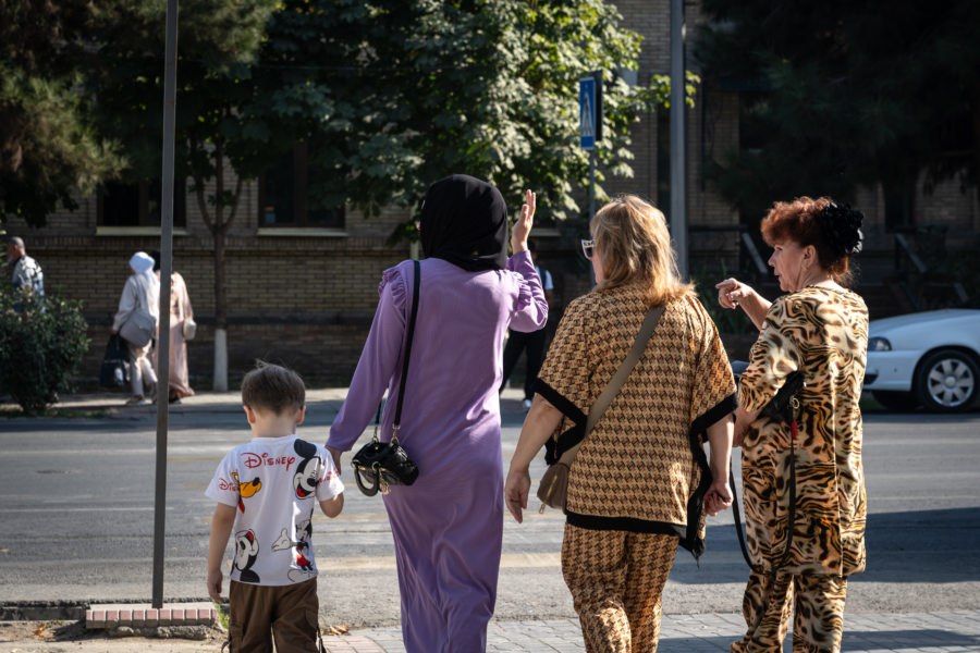 Femmes à Kokand, Vallée de Ferghana