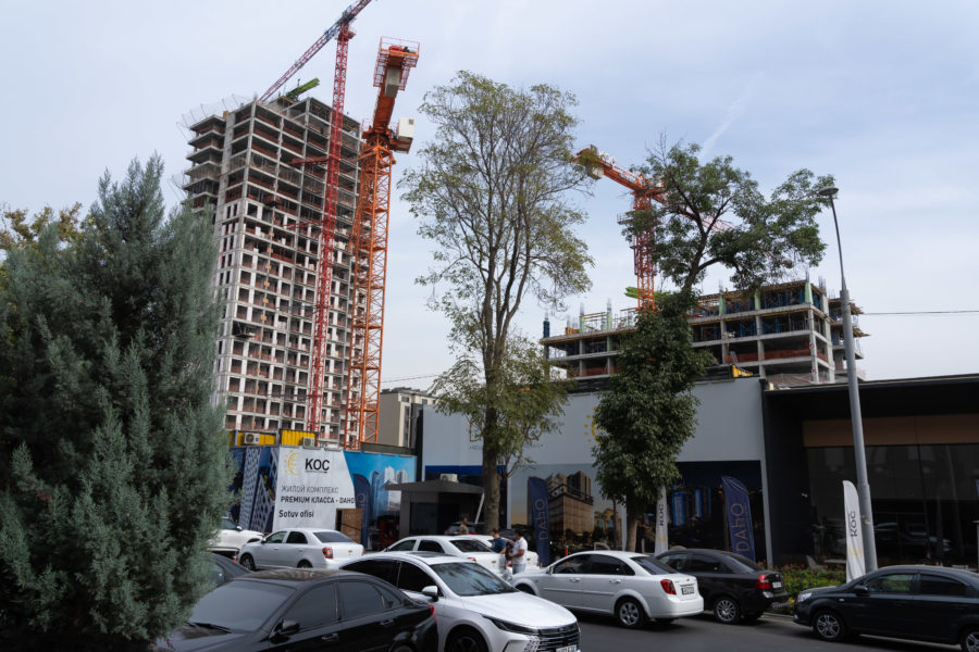 Construction d'immeubles à Tachkent, capitale d'Ouzbékistan