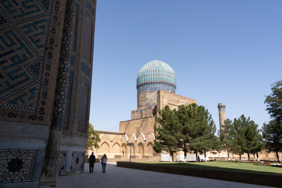 Visite de la mosquée de Bibi Khanoum à Samarcande, Ouzbékistan