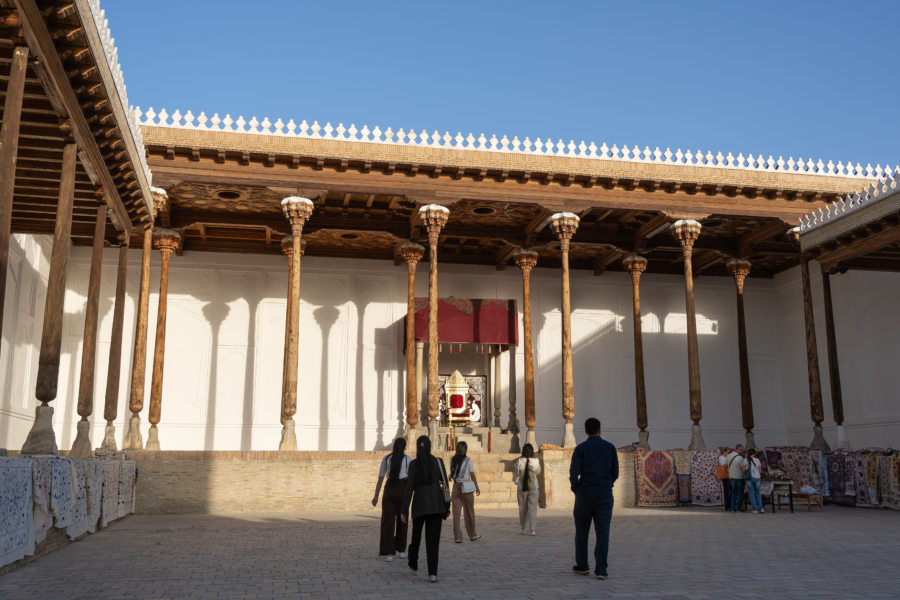 Ark, la forteresse de Boukhara : cour du trône