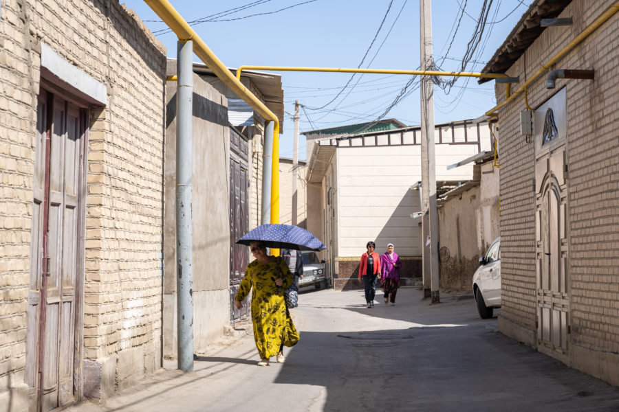 Promenade dans la vieille ville de Boukhara